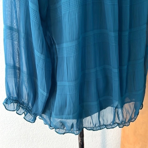 ⭐️NWT, Francesca’s Collection, Criss Cross, Eye-Catching Teal Textured Blouse, M - Picture 12 of 14
